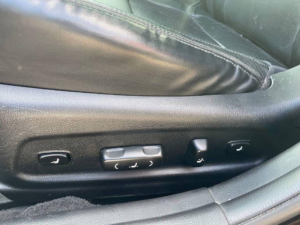 Kia Cadenza 4dr Sdn Premium 2014