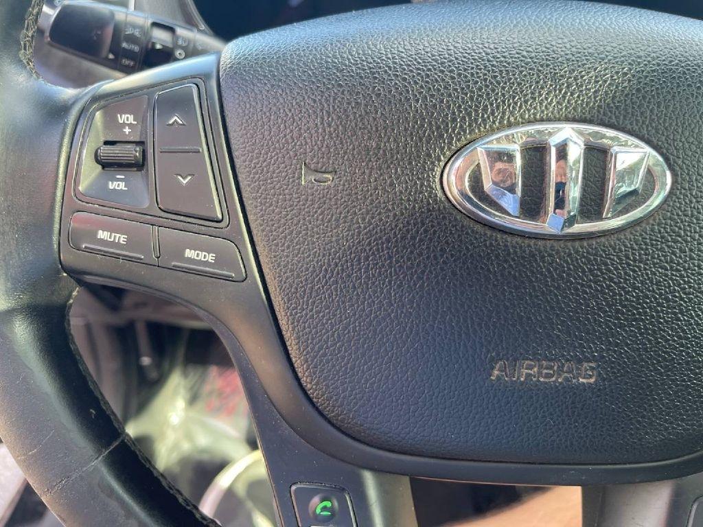 Kia Cadenza 4dr Sdn Premium 2014