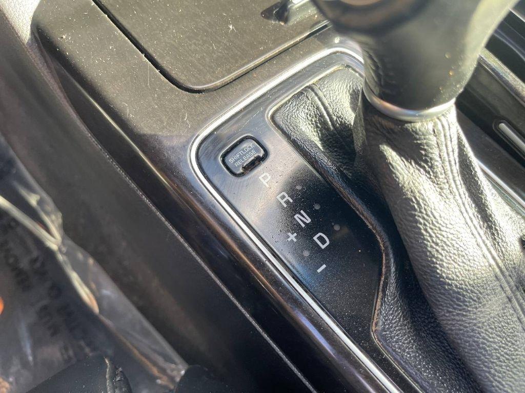 Kia Cadenza 4dr Sdn Premium 2014