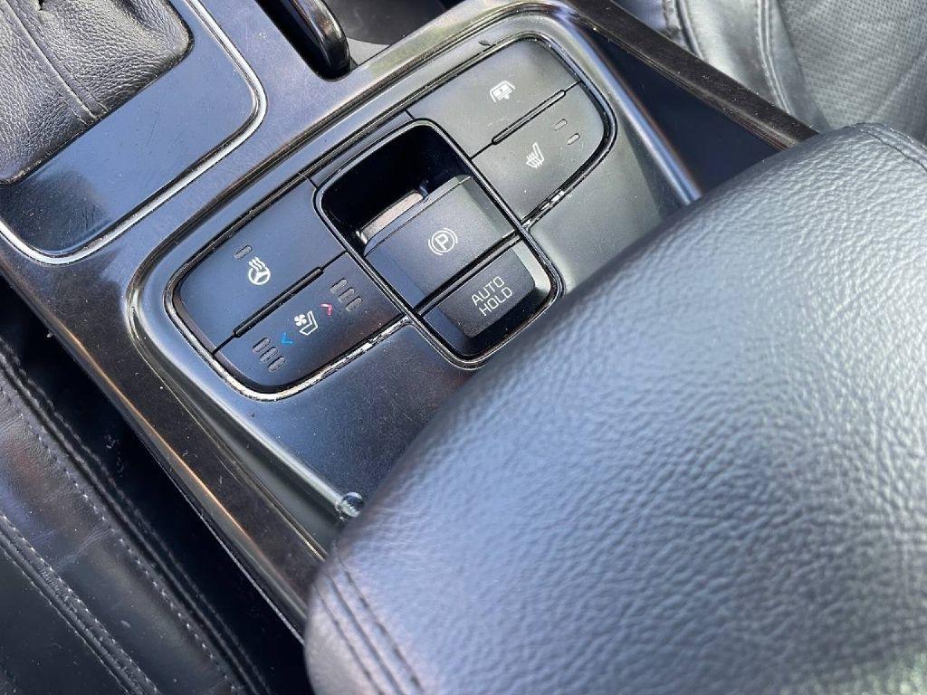 Kia Cadenza 4dr Sdn Premium 2014