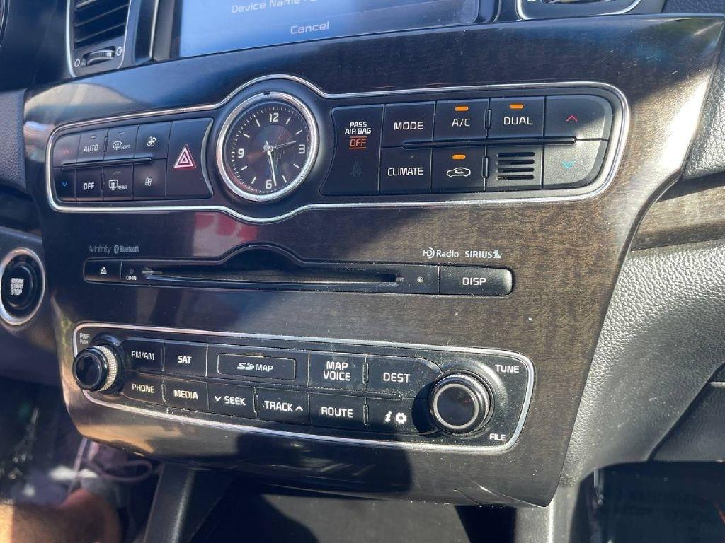 Kia Cadenza 4dr Sdn Premium 2014