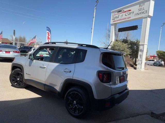 Jeep Renegade FWD 4dr Latitude 2015