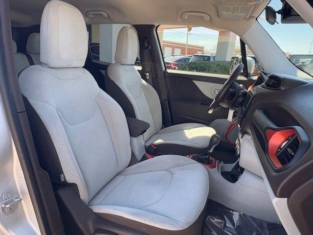 Jeep Renegade FWD 4dr Latitude 2015