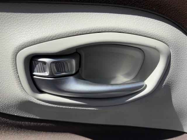 Jeep Renegade FWD 4dr Latitude 2015