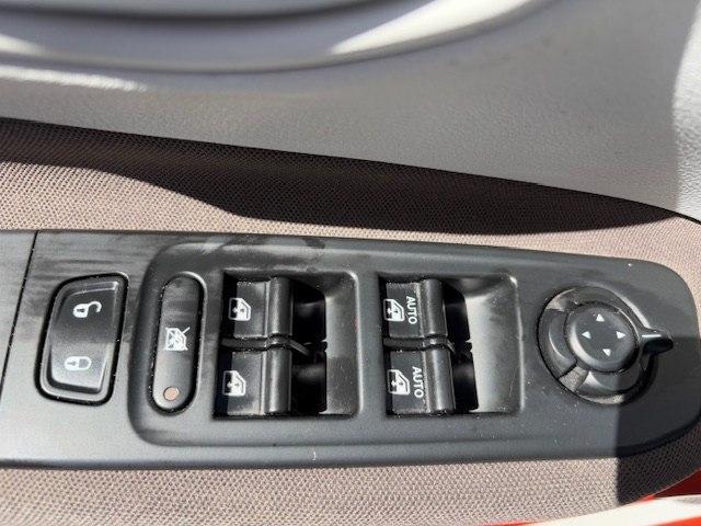 Jeep Renegade FWD 4dr Latitude 2015