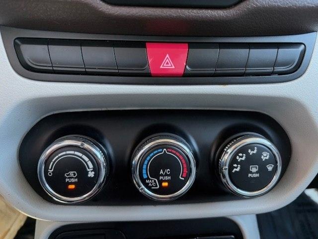 Jeep Renegade FWD 4dr Latitude 2015