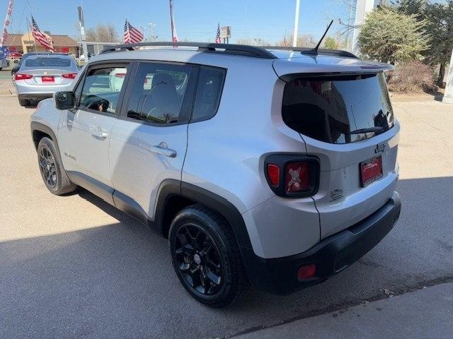 Jeep Renegade FWD 4dr Latitude 2015