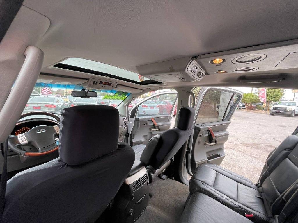 Infiniti QX56 4dr 2WD 2004