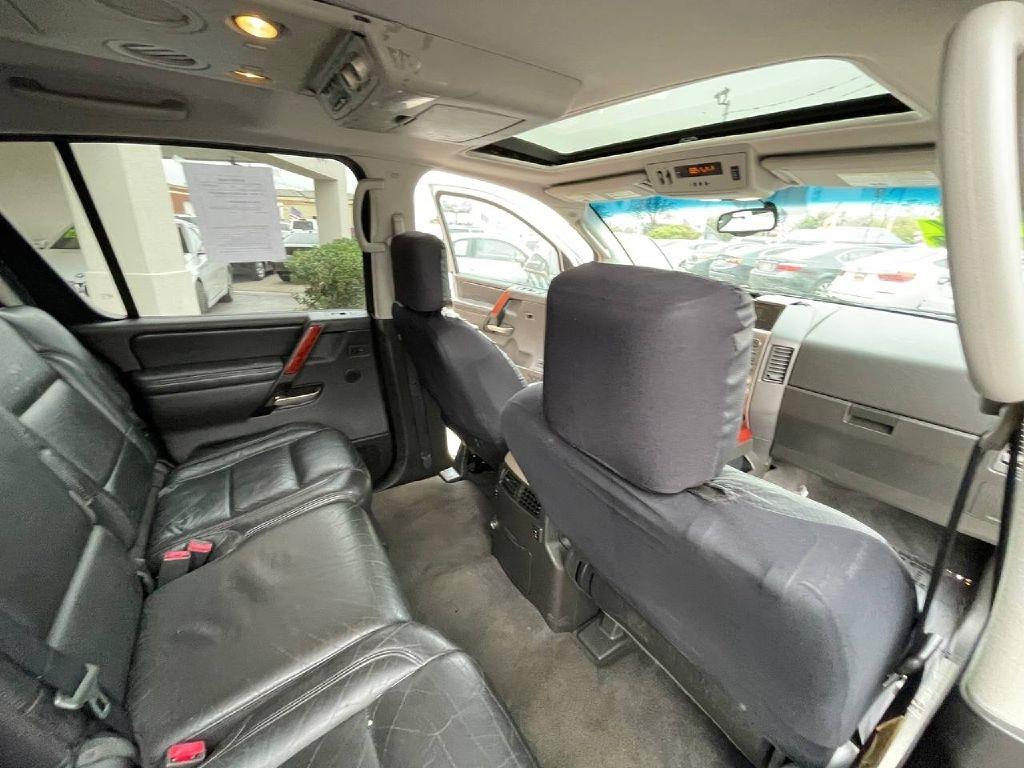 Infiniti QX56 4dr 2WD 2004