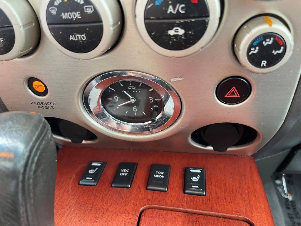 Infiniti QX56 4dr 2WD 2004