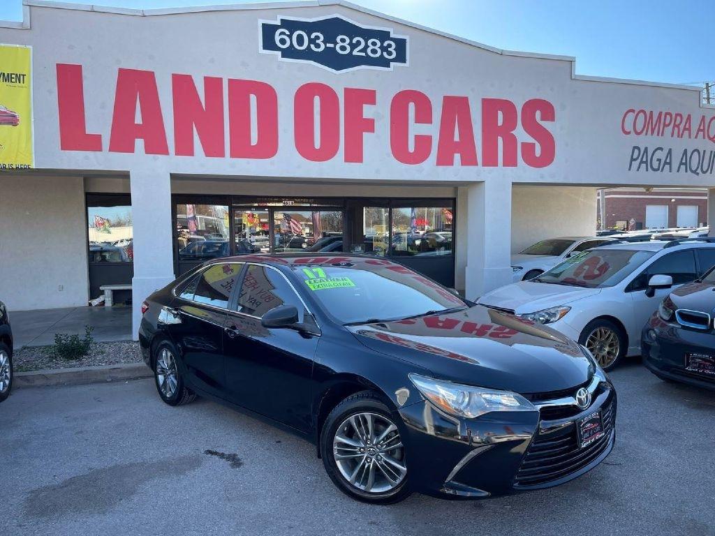 Toyota Camry XLE Auto (Natl) 2017