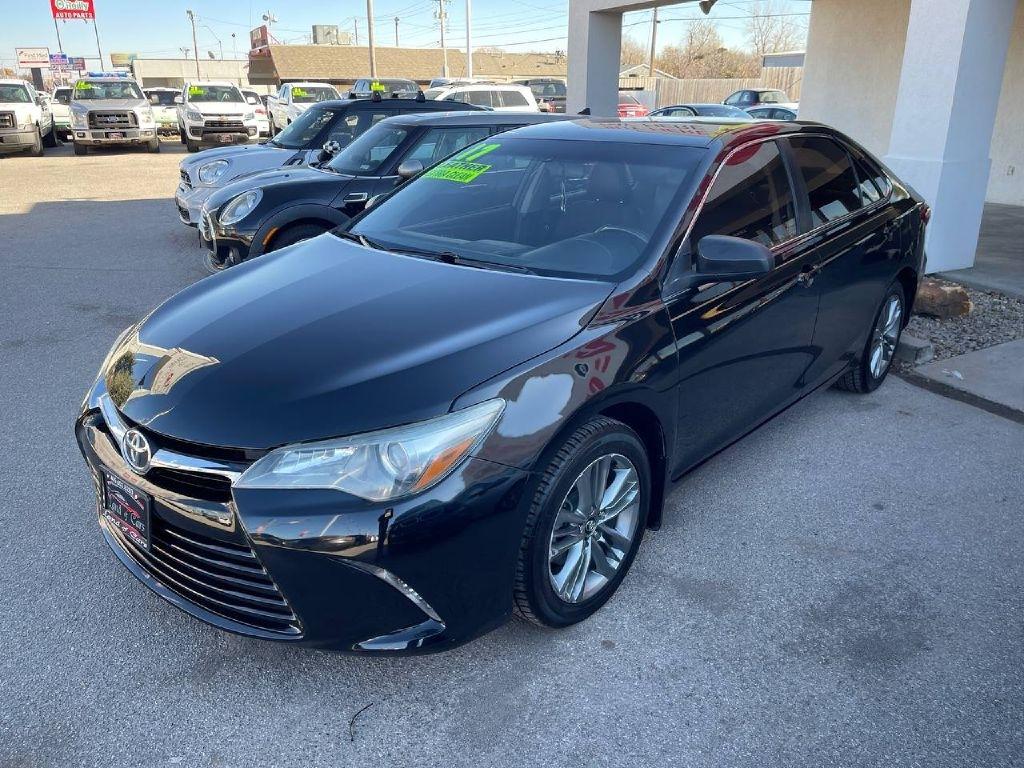 Toyota Camry XLE Auto (Natl) 2017