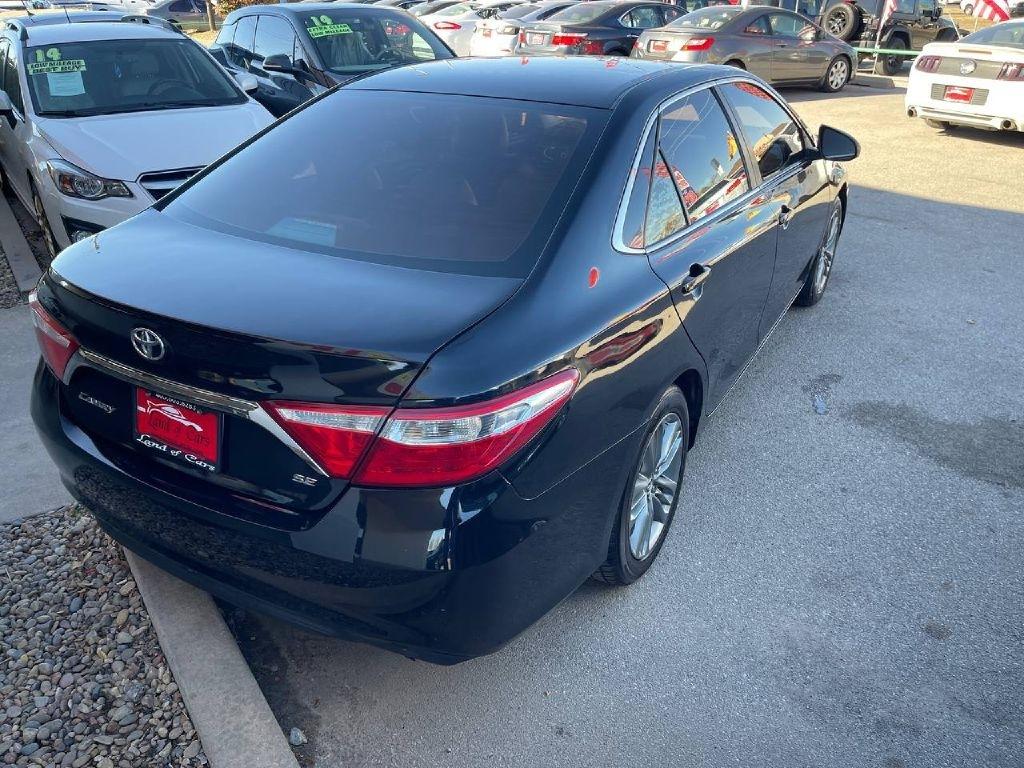 Toyota Camry XLE Auto (Natl) 2017