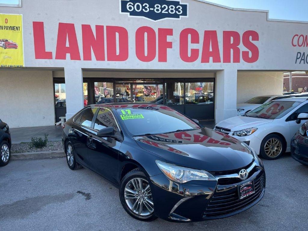 Toyota Camry XLE Auto (Natl) 2017