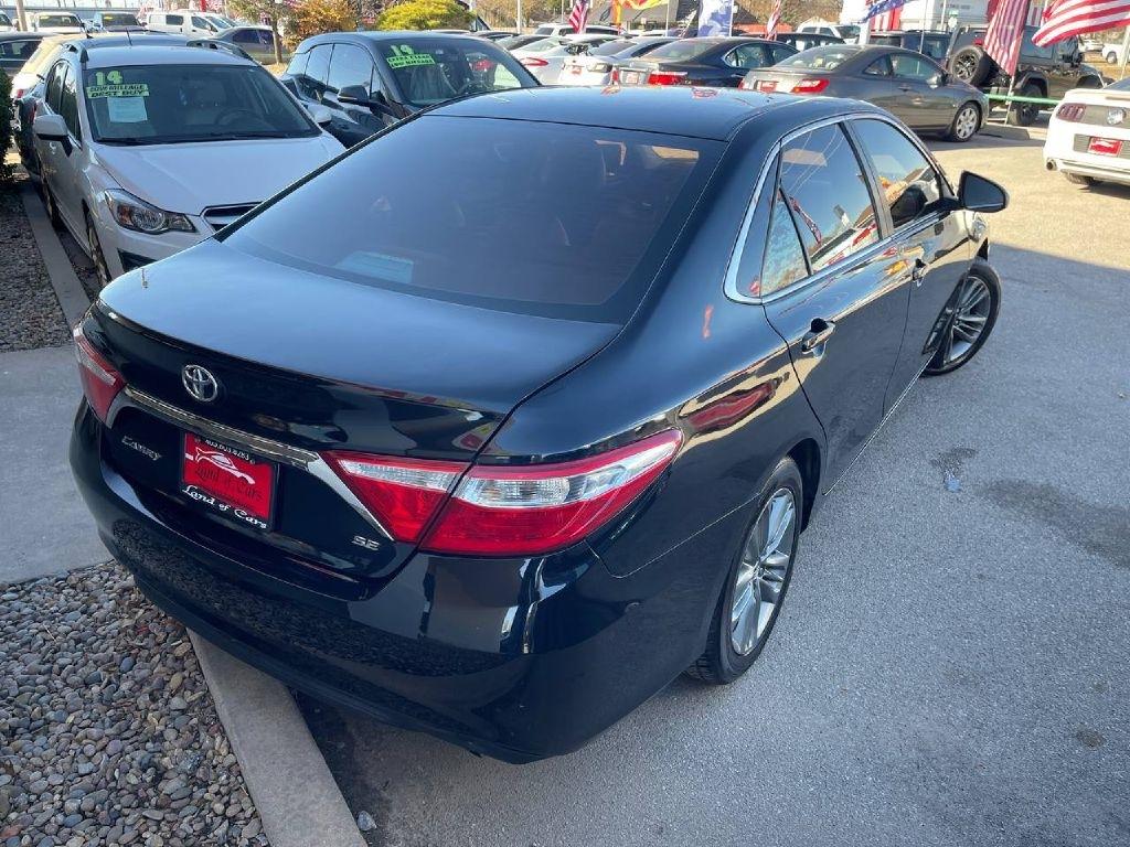 Toyota Camry XLE Auto (Natl) 2017