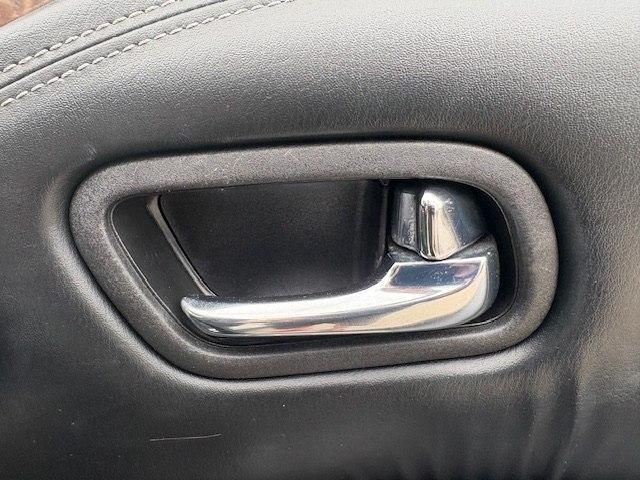 Nissan Armada 4x2 SL 2018