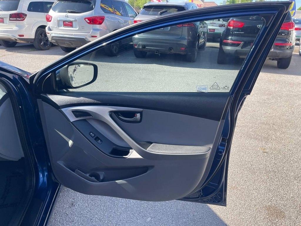 Hyundai Elantra 4dr Sdn Auto SE (Alabama Plant) 2016