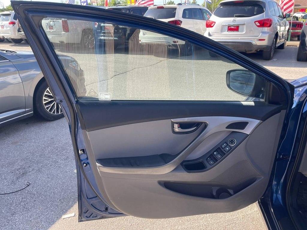 Hyundai Elantra 4dr Sdn Auto SE (Alabama Plant) 2016