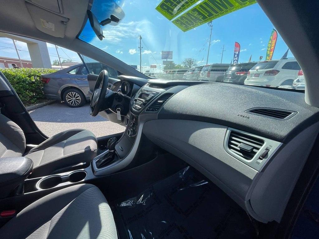 Hyundai Elantra 4dr Sdn Auto SE (Alabama Plant) 2016