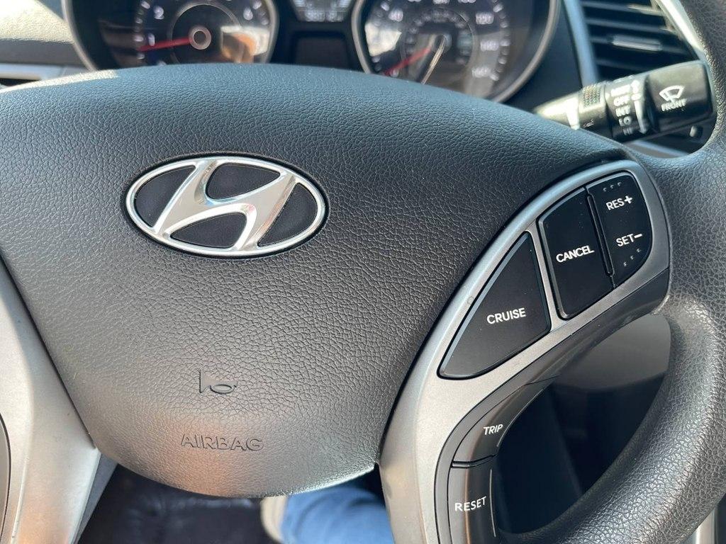 Hyundai Elantra 4dr Sdn Auto SE (Alabama Plant) 2016