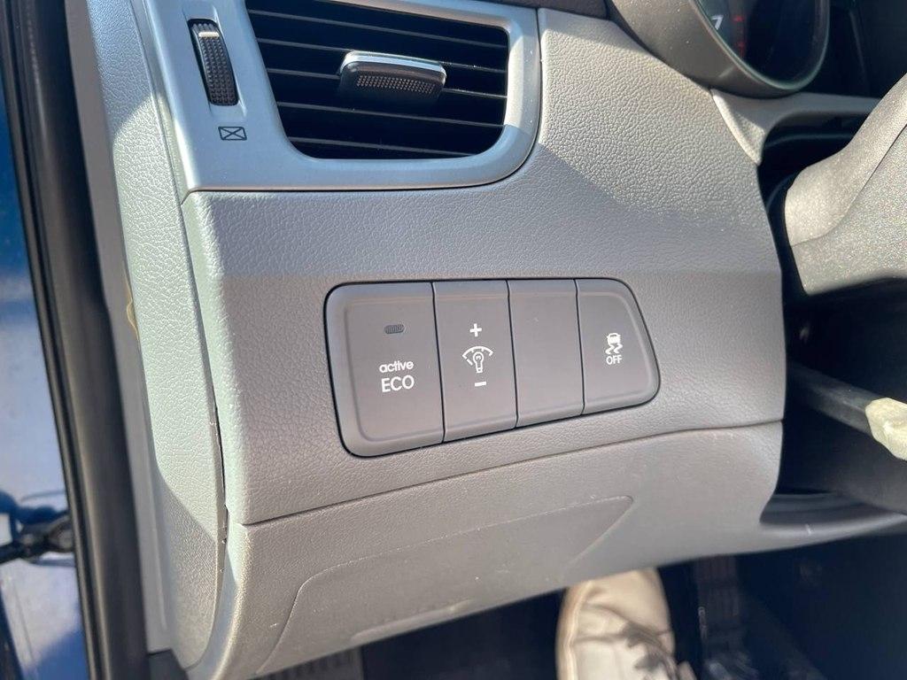 Hyundai Elantra 4dr Sdn Auto SE (Alabama Plant) 2016