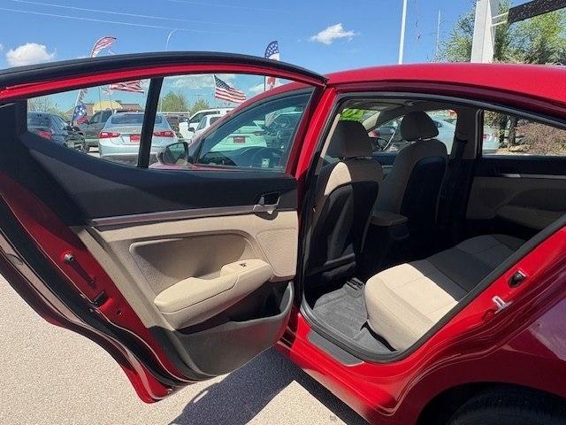 Hyundai Elantra SEL IVT 2020