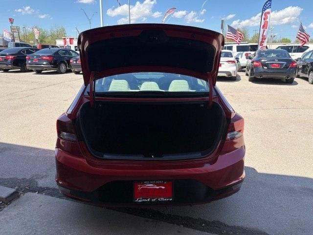 Hyundai Elantra SEL IVT 2020