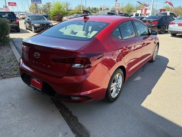 Hyundai Elantra SEL IVT 2020