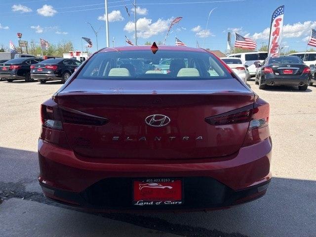 Hyundai Elantra SEL IVT 2020