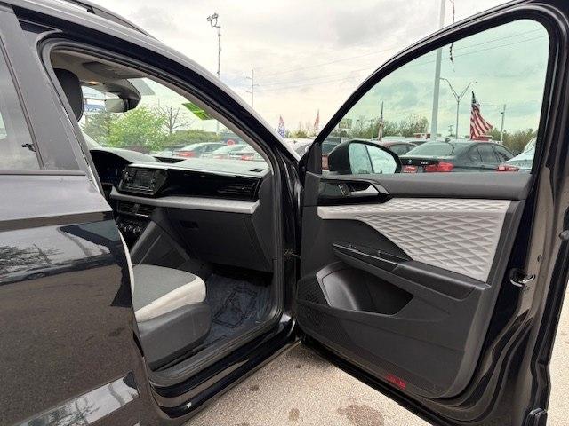 Volkswagen Taos S FWD 2022