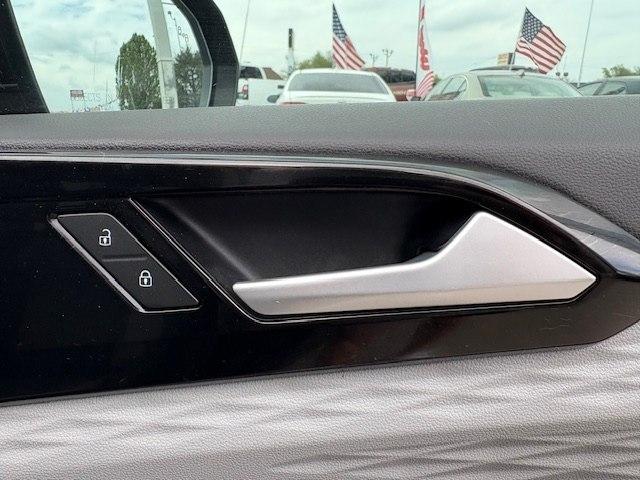 Volkswagen Taos S FWD 2022