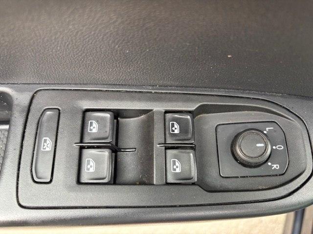 Volkswagen Taos S FWD 2022