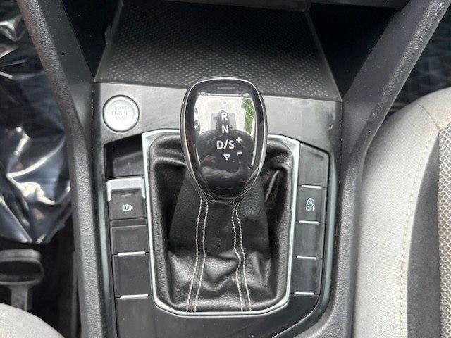 Volkswagen Taos S FWD 2022