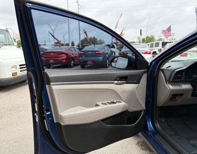 Hyundai Elantra SE Auto 2019