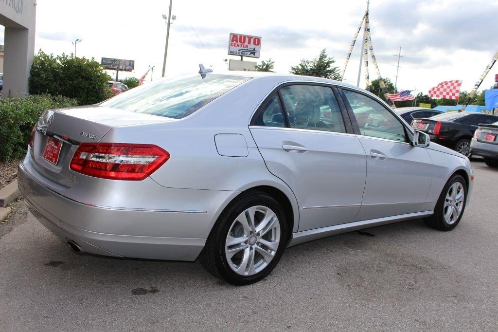 Mercedes-Benz E-Class 4dr Sdn E 350 Sport 4MATIC 2011