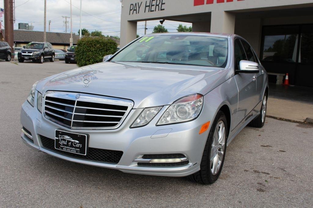 Mercedes-Benz E-Class 4dr Sdn E 350 Sport 4MATIC 2011