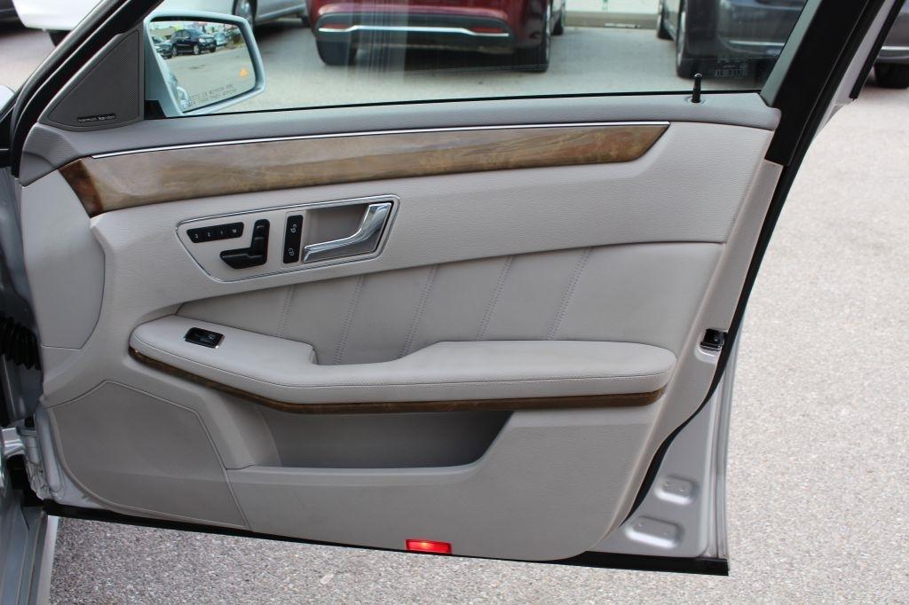 Mercedes-Benz E-Class 4dr Sdn E 350 Sport 4MATIC 2011