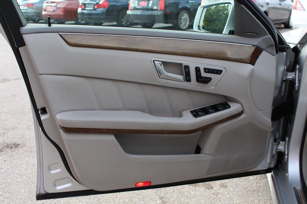 Mercedes-Benz E-Class 4dr Sdn E 350 Sport 4MATIC 2011