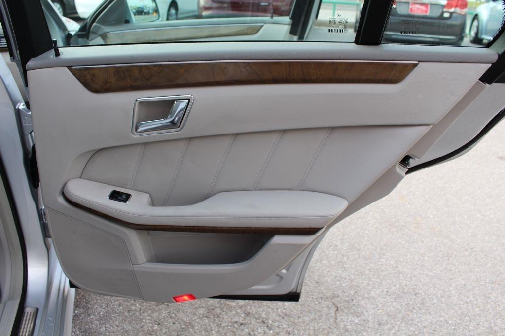 Mercedes-Benz E-Class 4dr Sdn E 350 Sport 4MATIC 2011