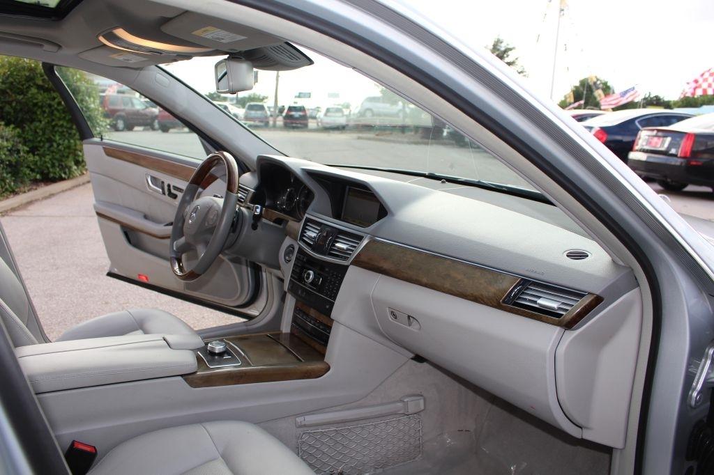 Mercedes-Benz E-Class 4dr Sdn E 350 Sport 4MATIC 2011