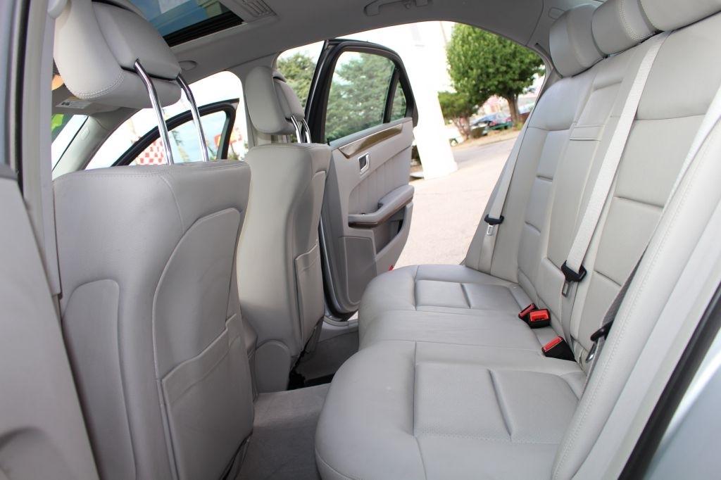 Mercedes-Benz E-Class 4dr Sdn E 350 Sport 4MATIC 2011