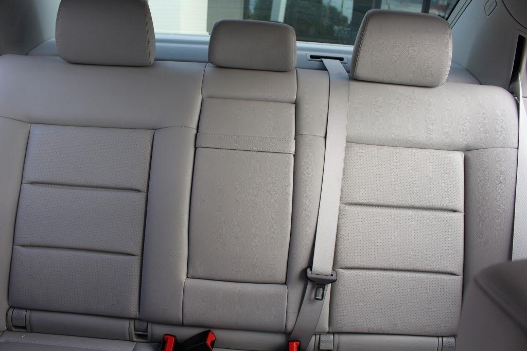 Mercedes-Benz E-Class 4dr Sdn E 350 Sport 4MATIC 2011