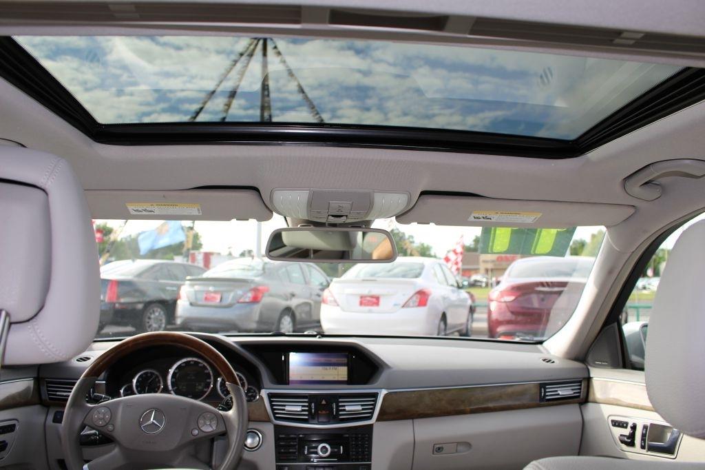 Mercedes-Benz E-Class 4dr Sdn E 350 Sport 4MATIC 2011