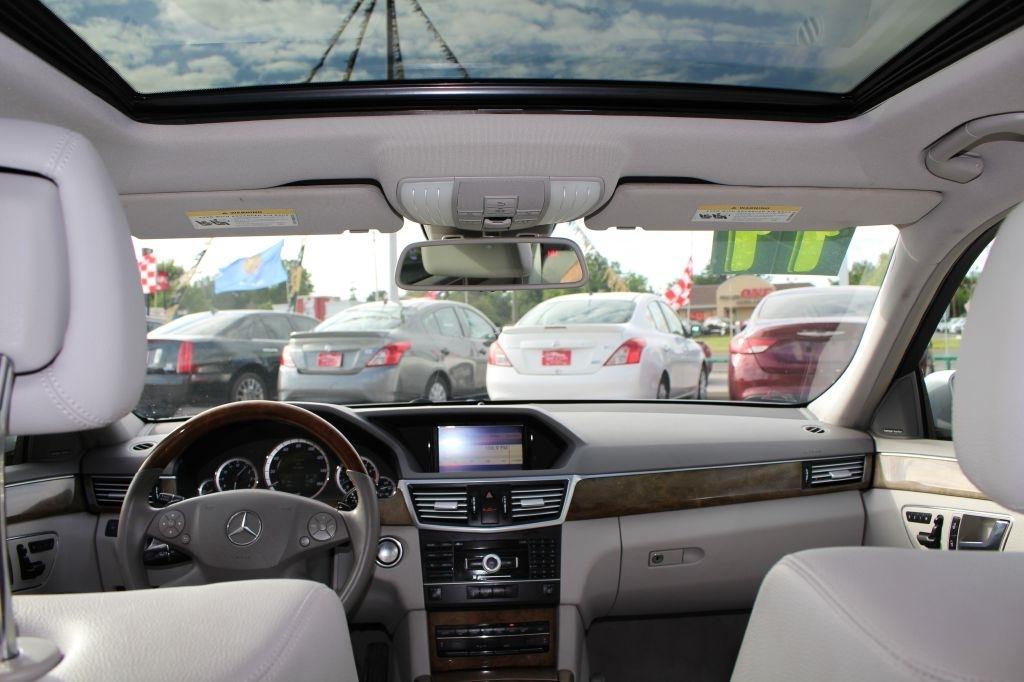 Mercedes-Benz E-Class 4dr Sdn E 350 Sport 4MATIC 2011