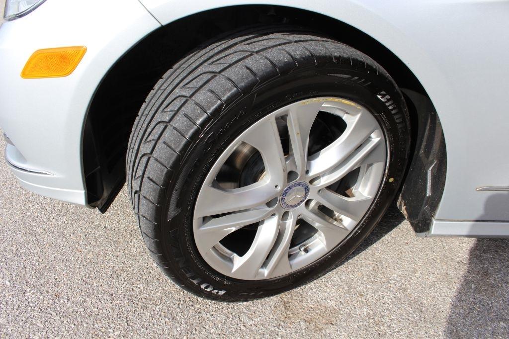 Mercedes-Benz E-Class 4dr Sdn E 350 Sport 4MATIC 2011