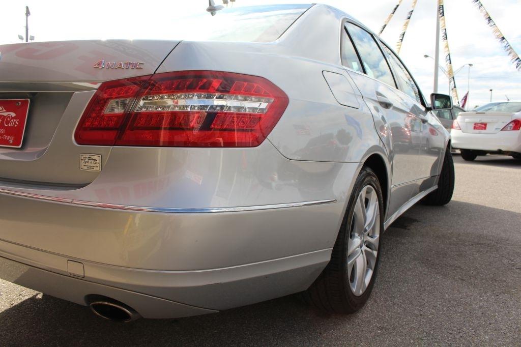 Mercedes-Benz E-Class 4dr Sdn E 350 Sport 4MATIC 2011