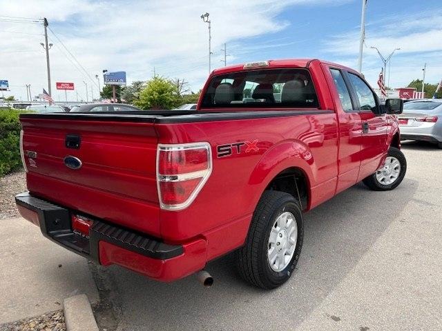 Ford F-150 2WD SuperCab 145" STX 2010