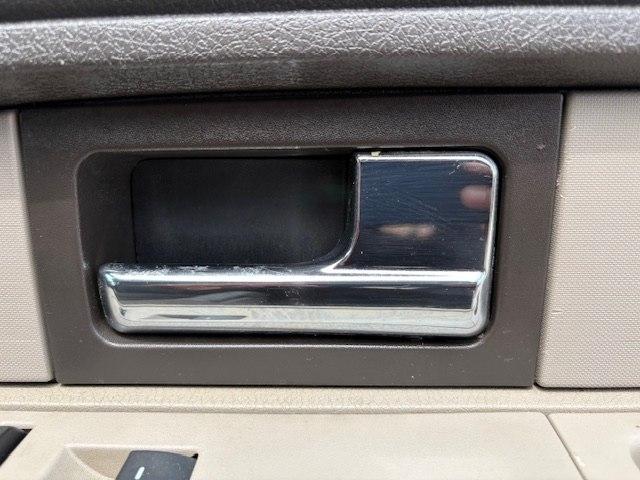 Ford F-150 2WD SuperCab 145" STX 2010