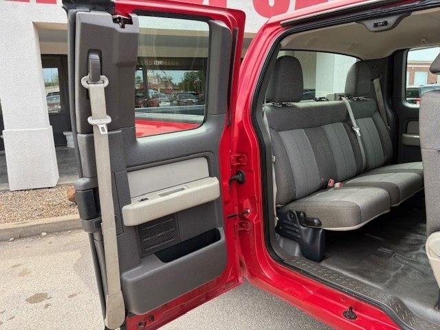 Ford F-150 2WD SuperCab 145" STX 2010