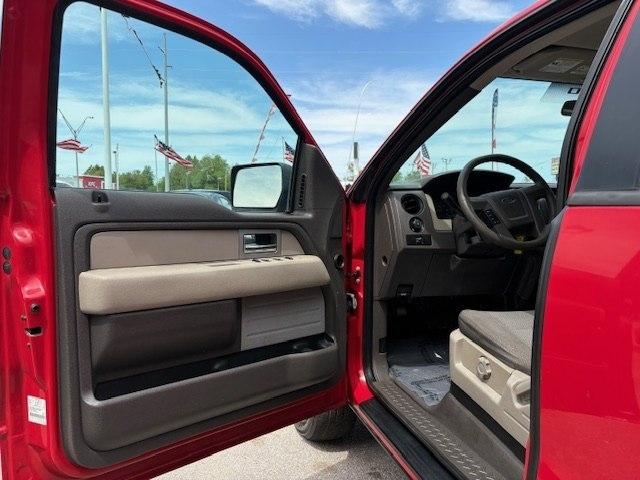 Ford F-150 2WD SuperCab 145" STX 2010